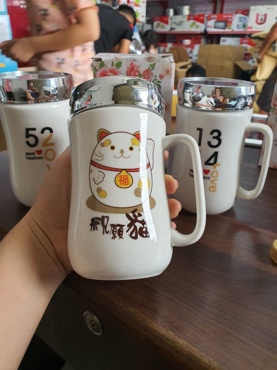 LY SỨ GIỮ NHIỆT CÓ GƯƠNG